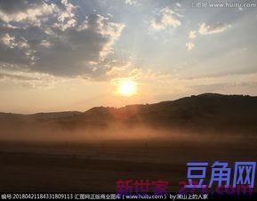 形容草原落日的词句 描写草原上上夕阳的优美句子