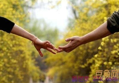 不强求的挽留的词句 不强求不挽留的诗句