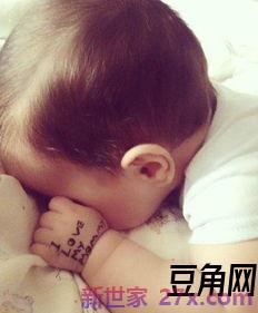 表达对老婆孩子爱的句子 妈妈表达对孩子爱的语句