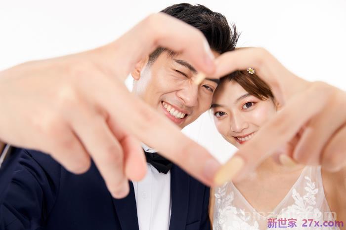 男出轨要离婚(男人有婚外情要离婚)
