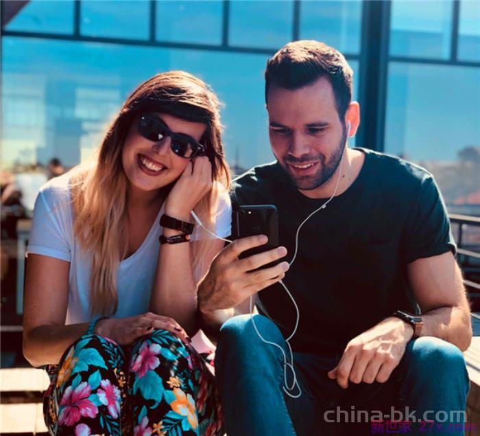 嫁给离婚带孩子的男人会幸福吗(女人嫁给带着孩子的离婚男人)