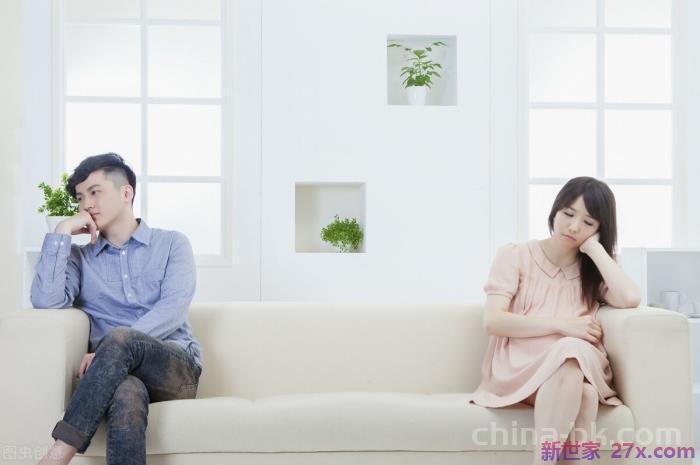 老公出轨两次了该不该守婚(女人应该选择离婚还是守婚)
