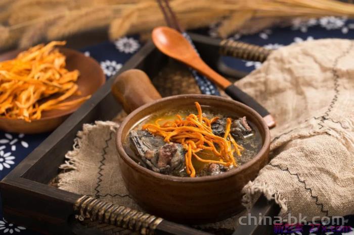 女人吃虫草花有好处吗(虫草花不仅煲汤美味)