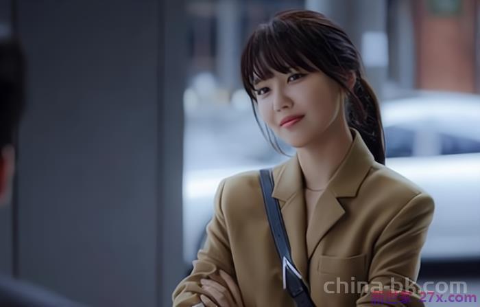 二婚女人朋友圈发孩子(晒朋友圈刺痛前夫的心)