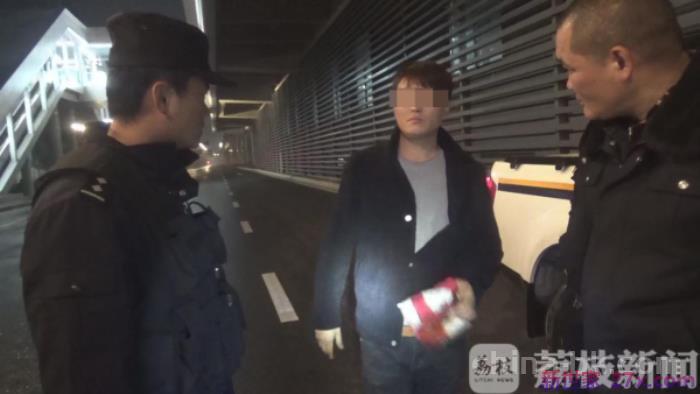 老婆出轨报警怎么处理（常州一男子疑妻出轨连报警7次）