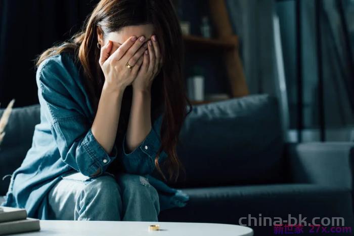 离婚女人带孩子的心酸(离婚后不要孩子的女人怎么想的)