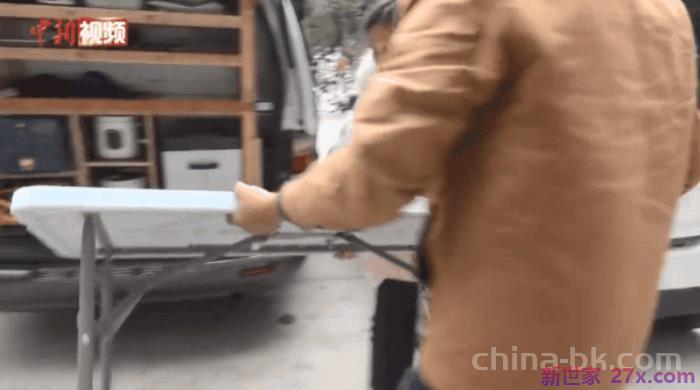 一路向西图片(七旬夫妻自改房车一路向西)