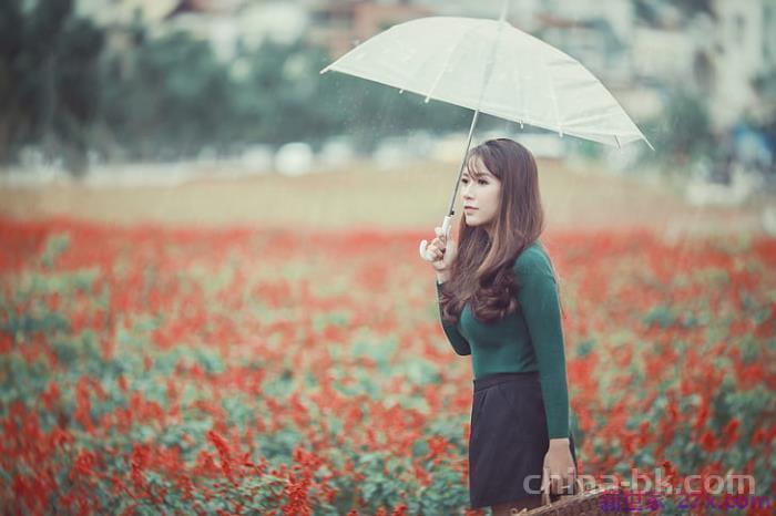 女生故意疏远你的表现(当一个女人故意疏离你)