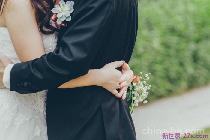 婚姻拯救专家(挽救濒临破裂的婚姻)
