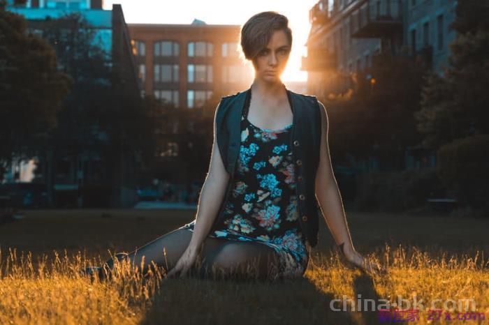 女人出轨后有什么下场(女人和别的异性有了关系)