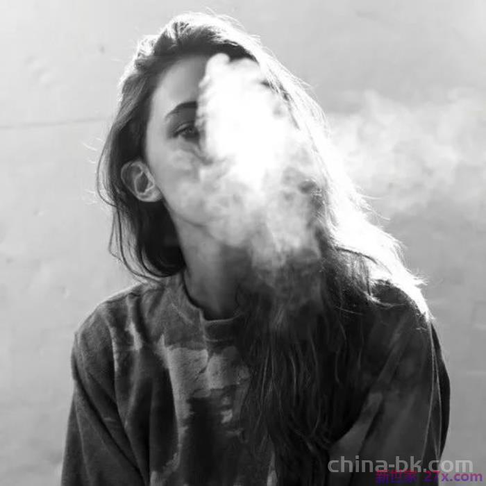 怎么看待告诉现任恋爱史(恋爱时该不该跟现任说曾经的经历)