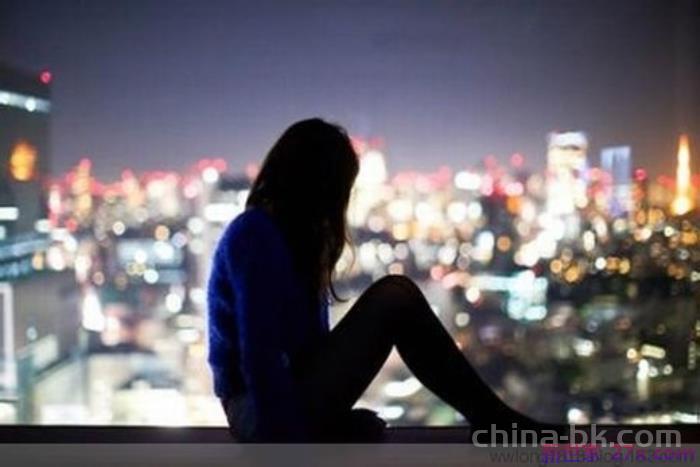 如何对付第三者(教别人无数个对付第三者的方法)