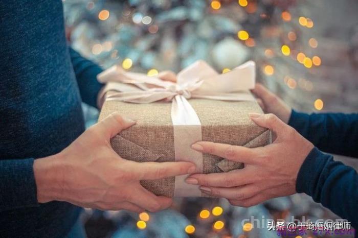男人出轨认错书(老公出轨我不想离婚)