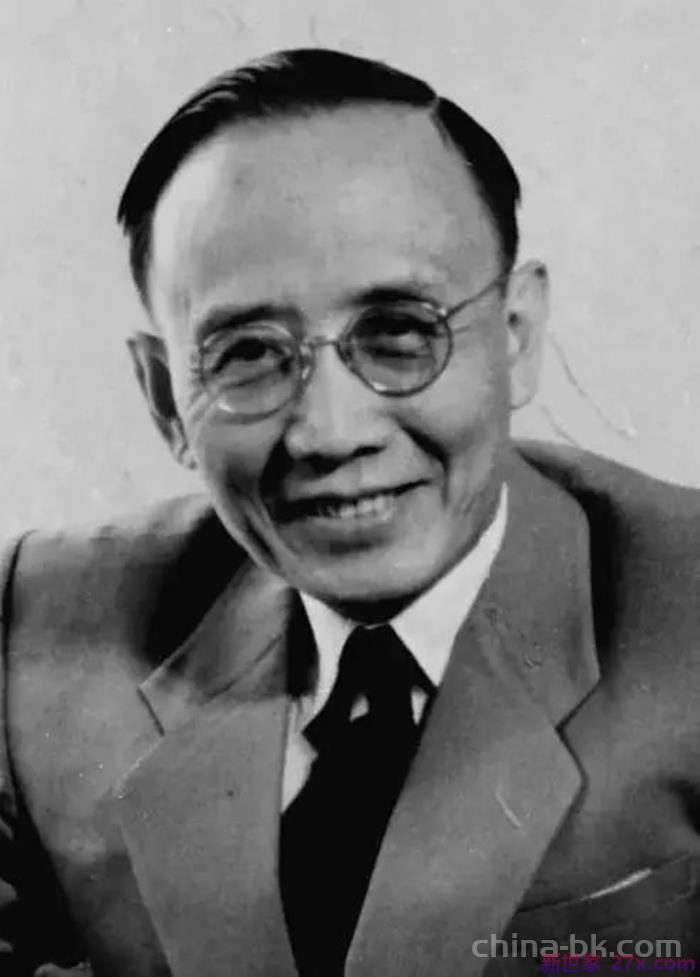 情感经历(四位名人的情感经历)